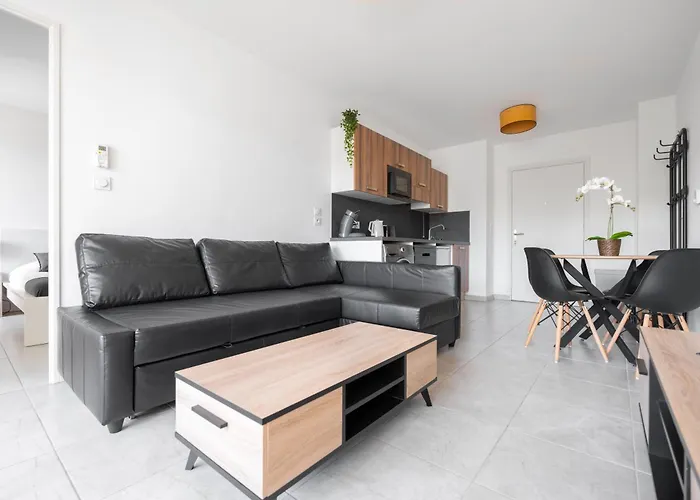 T2 Entre La Plage Et Le Velodrome - Clim/Parking