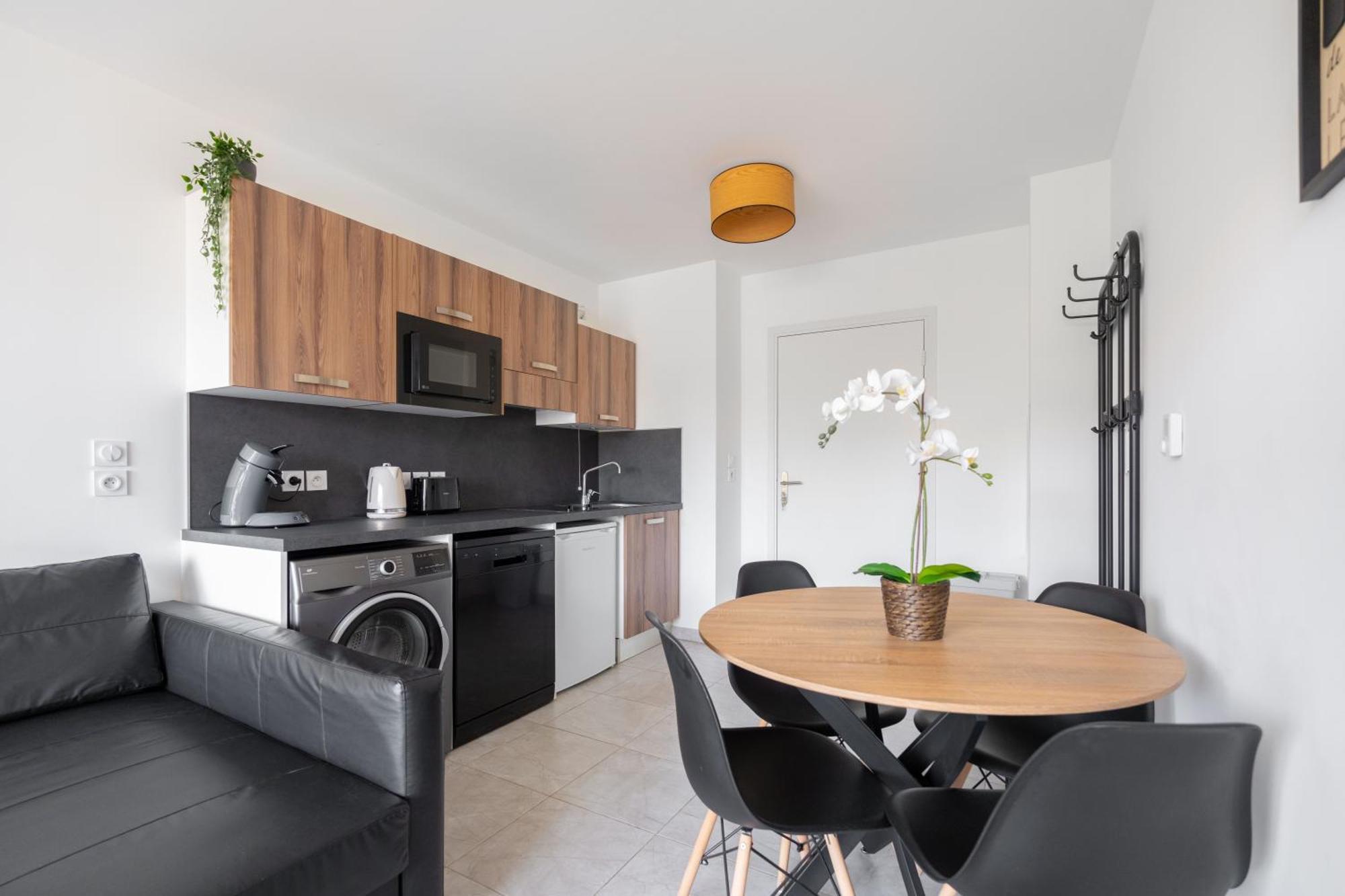 T2 Entre La Et Le Velodrome - Clim/parking Apartment Marseille