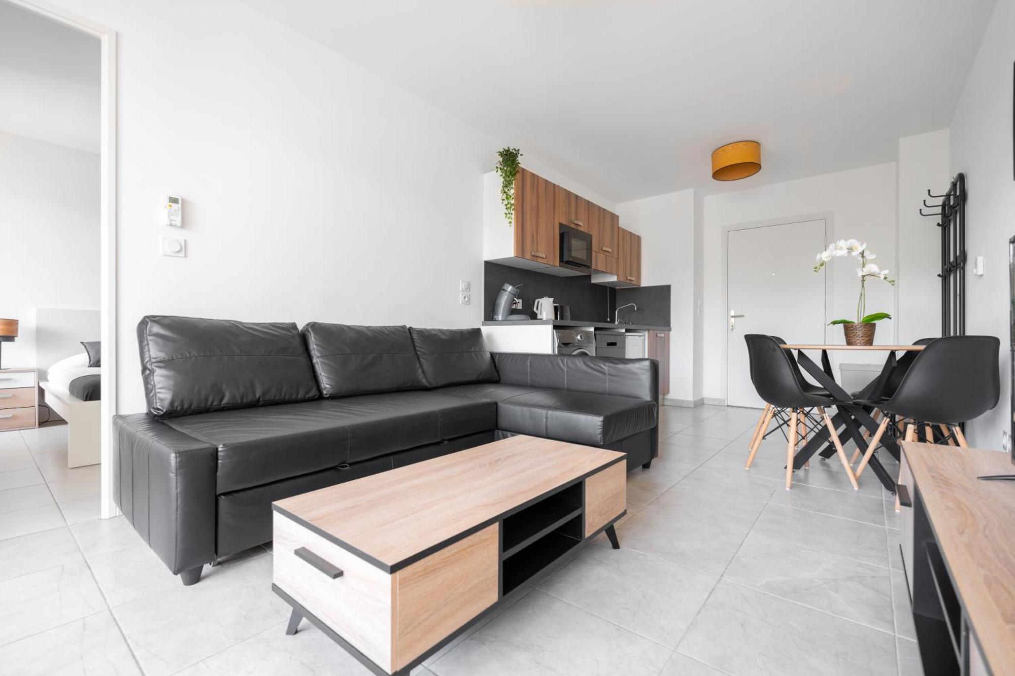 T2 Entre La Et Le Velodrome - Clim/parking * Marseilles