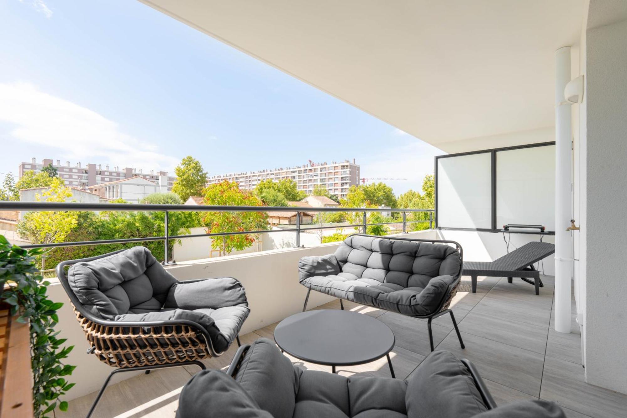 Apartment T2 Entre La Et Le Velodrome - Clim/parking Marseilles